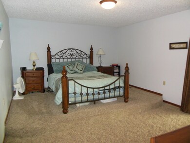 Master Bedroom<|><|>