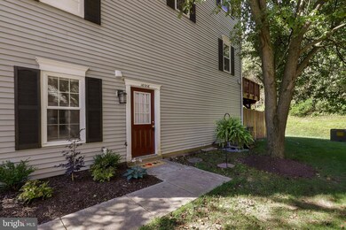 16306 Taconic Cir, Dumfries, VA 22025 - photo 3