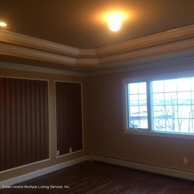 22 Pilot Ln, Staten Island, NY 10309 - photo 7