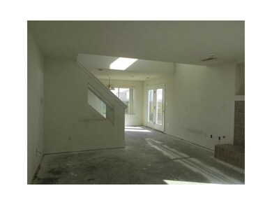 675 Pine Lake Dr, Greenwood, IN 46143 - photo 3