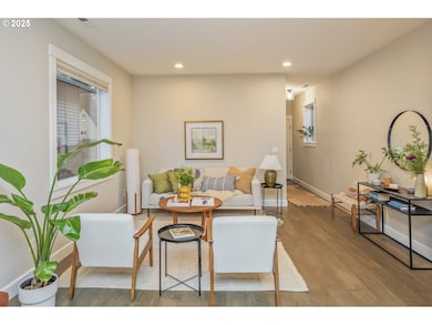 9619 N Kalmar St, Portland, OR 97203 - photo 6