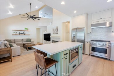 28626 Natalie Ln, Santa Clarita, CA 91390 - photo 4