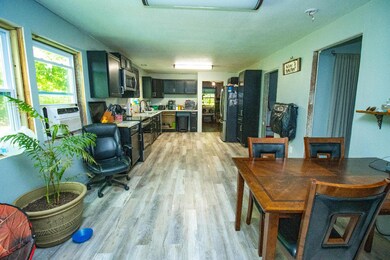 Kitchen/dining