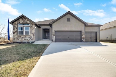 9341 N Belton Ave, Kansas City, MO 64154 - photo 2