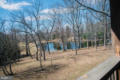 19747 Gleedsville Rd, Leesburg, VA 20175 - photo 4