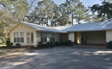 121 Lovers Lane Rd, Albany, GA 31701 - photo 2