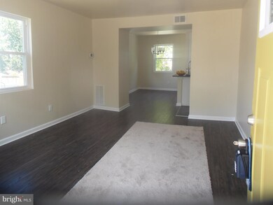 7008 E Lombard St, Hyattsville, MD 20785 - photo 3