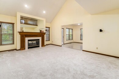 947 Cuthbert Ct, Reynoldsburg, OH 43068 - photo 4