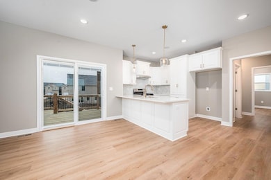 931 168th St, Basehor, KS 66007 - photo 5