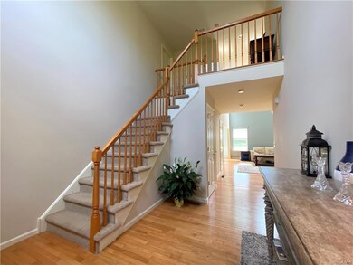 7080 Hearth Ln, Macungie, PA 18062 - photo 4