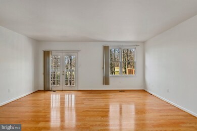 1347 Templeton Place, Rockville, MD 20852 - photo 7