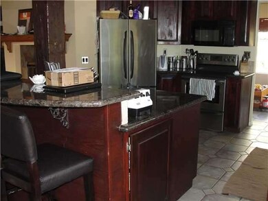 Pass thru to dining room