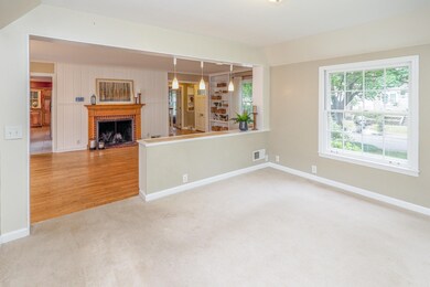 2705 University Ave-106