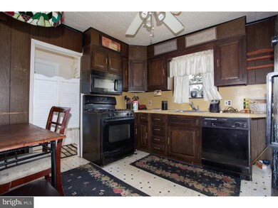 104 E Athens Ave, Ardmore, PA 19003 - photo 2