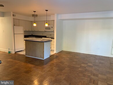 7807 Enola St unit 7807, McLean, VA 22102 - photo 4
