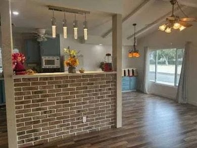 601 N Kirby St unit 501, Hemet, CA 92545 - photo 4