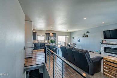 4513CrownPointRdNW_00019