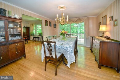 4622 Tara Dr, Fairfax, VA 22032 - photo 6