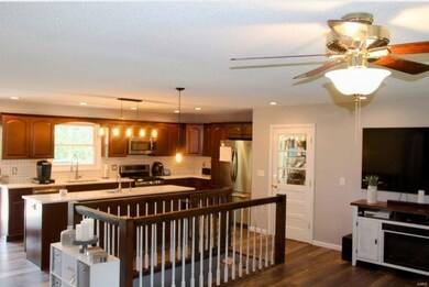 21 Gary Ave, Maryville, IL 62062 - photo 4