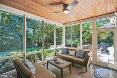 4650 N Dittmar Rd, Arlington, VA 22207 - photo 4