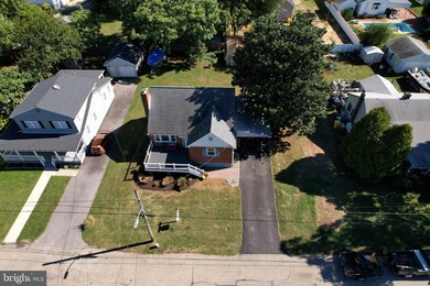 261 Carvel Rd, Pasadena, MD 21122 - photo 6