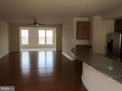 7742 Cedar Branch Dr unit 78, Gainesville, VA 20155 - photo 5