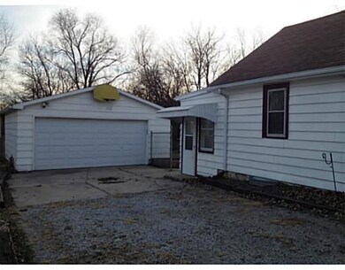 Parking Lot/Garage.