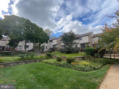 1789 Westwind Way unit 1789, McLean, VA 22102 - photo 2