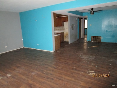 1613 Astor St unit 16131E, Calumet City, IL 60409 - photo 6