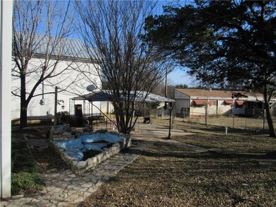 705 E. Aquarius - Front patio and water fountain f