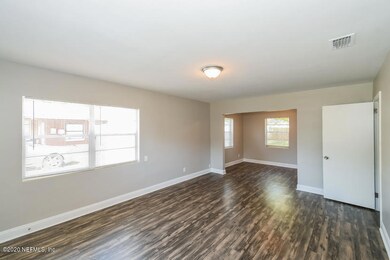 4573 Colonial Ave, Jacksonville, FL 32210 - photo 3