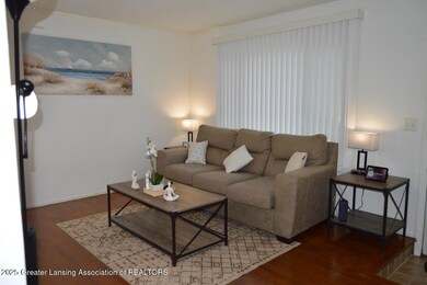 4018 Clayborn Rd, Lansing, MI 48911 - photo 5