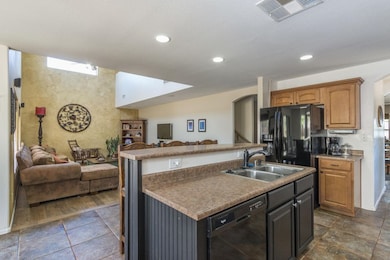 6) KITCHEN