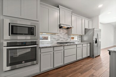 35 Ancestry Stone Place, the Woodlands, TX 77354 - photo 7