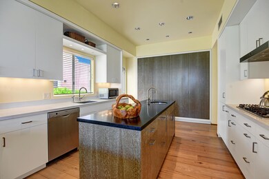 KITCHEN CONTINUED.jpg mls