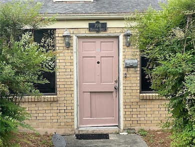 708 Bordenave St, Gretna, LA 70056 - photo 2