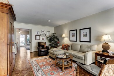 6335 Briar Rose Dr unit 146, Houston, TX 77057 - photo 5