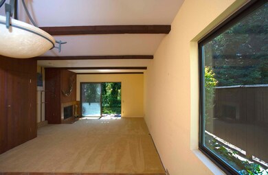 03LivingRoom02
