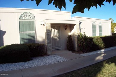 FRONT VIEW OF END UNIT