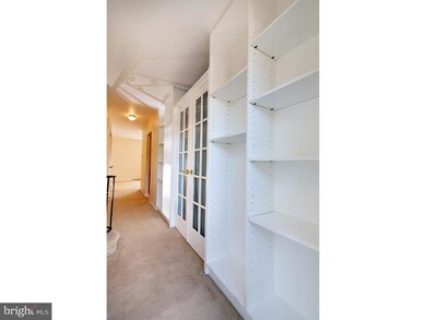 3063 Cardin Place unit V2, Norristown, PA 19403 - photo 3