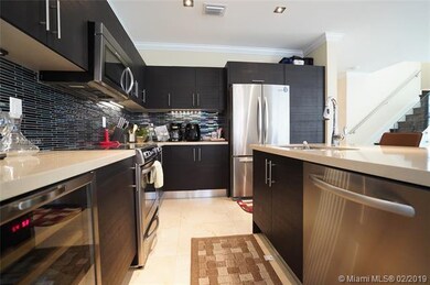 10583 NW 70th Ln, Doral, FL 33178 - photo 5