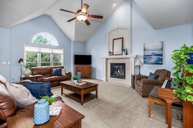 7323 Meadowsweet Ln, Shawnee, KS 66227 - photo 5