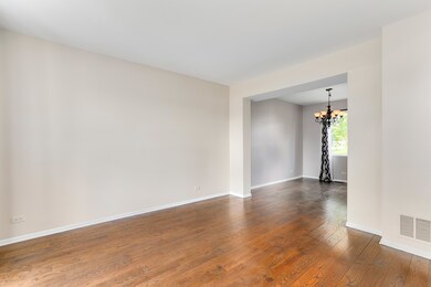 24340 Hemlock Dr, Plainfield, IL 60585 - photo 4