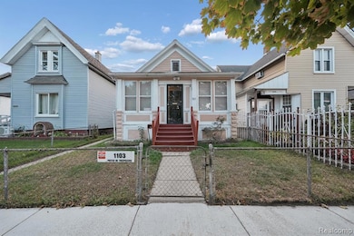 1103 Lansing St, Detroit, MI 48209 - photo 3