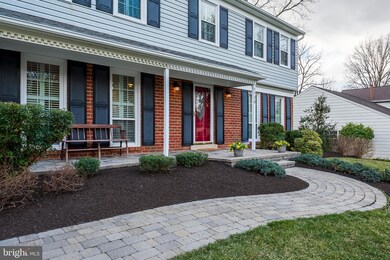 5538 Phelps Luck Dr, Columbia, MD 21045 - photo 2