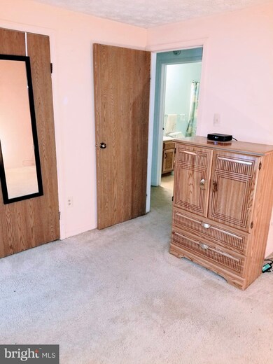 11302 Kettering Ln, Upper Marlboro, MD 20774 - photo 7