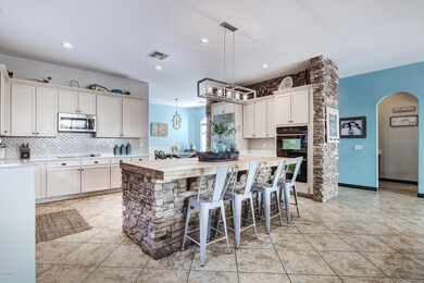 4744 E Ironhorse Rd-35