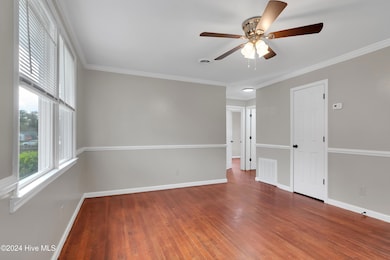 1001 Davis St unit 1003, Jacksonville, NC 28540 - photo 3