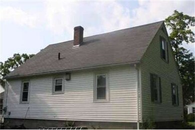 32 Spruce St, Greenfield, MA 01301 - photo 6