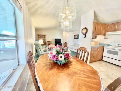 18DININGROOM